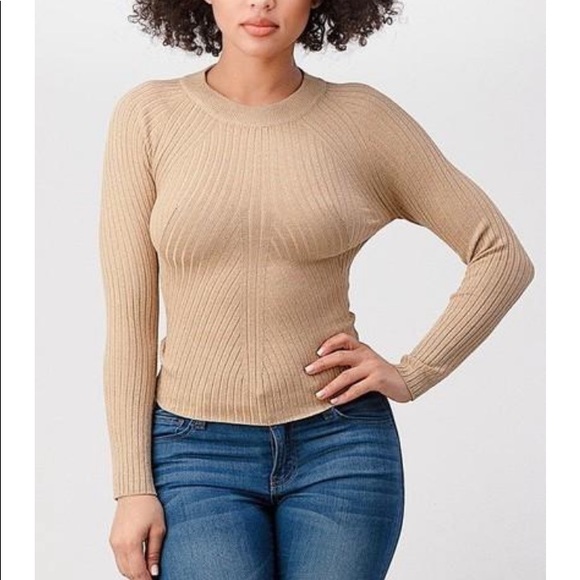 Open Back Top - Picture 2 of 2